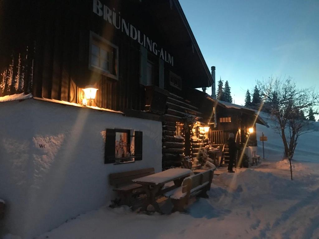 Bruendling-Alm Berggasthof Auf 1167M Auf Dem Hochfelln 卑尔根 外观 照片
